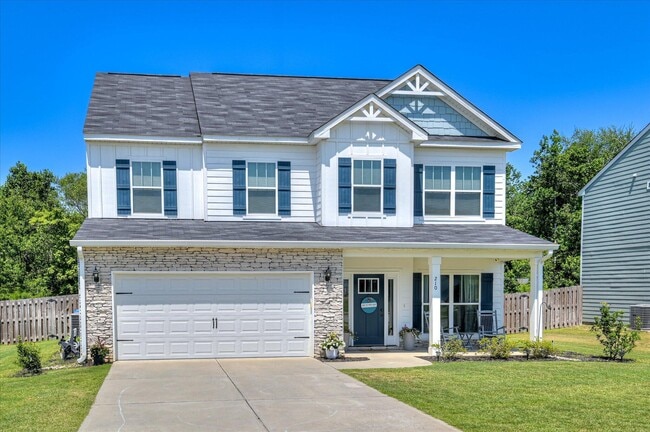 Building Photo - 210 Pebble Ln