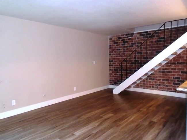 Building Photo - 3582 Opal Dr