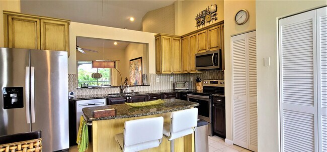 Building Photo - 305 Ryder Cup Cir