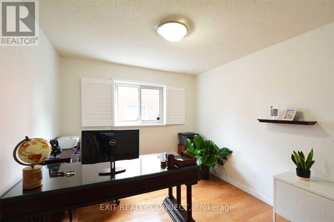 Building Photo - 1380 Windrush Dr