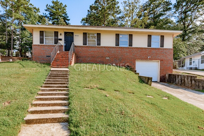 Building Photo - NOW OFFERING HALF OFF THE FIRST FULL MONTH...