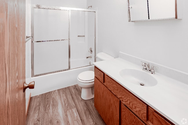 Foto del edificio - 2517 Goettens Way