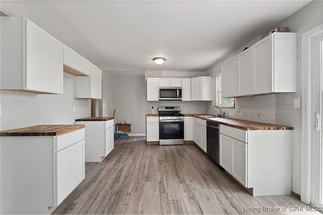 Foto del edificio - 456 Thompson St