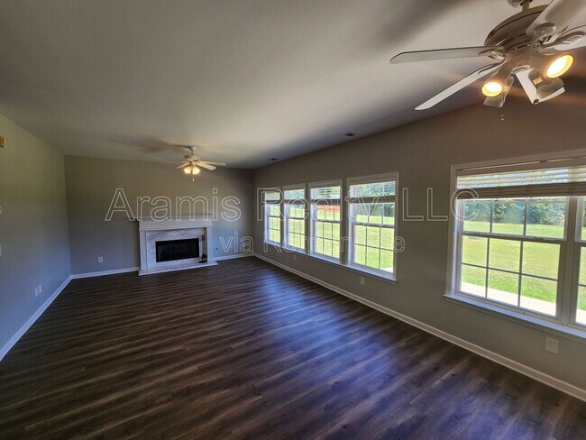 Foto del edificio - 1110 Cruce Lake Ct
