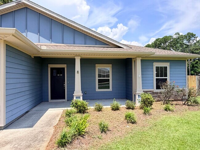 Building Photo - 9186 Sunset Dr