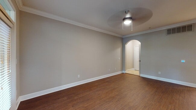 Interior Photo - THIRTY377