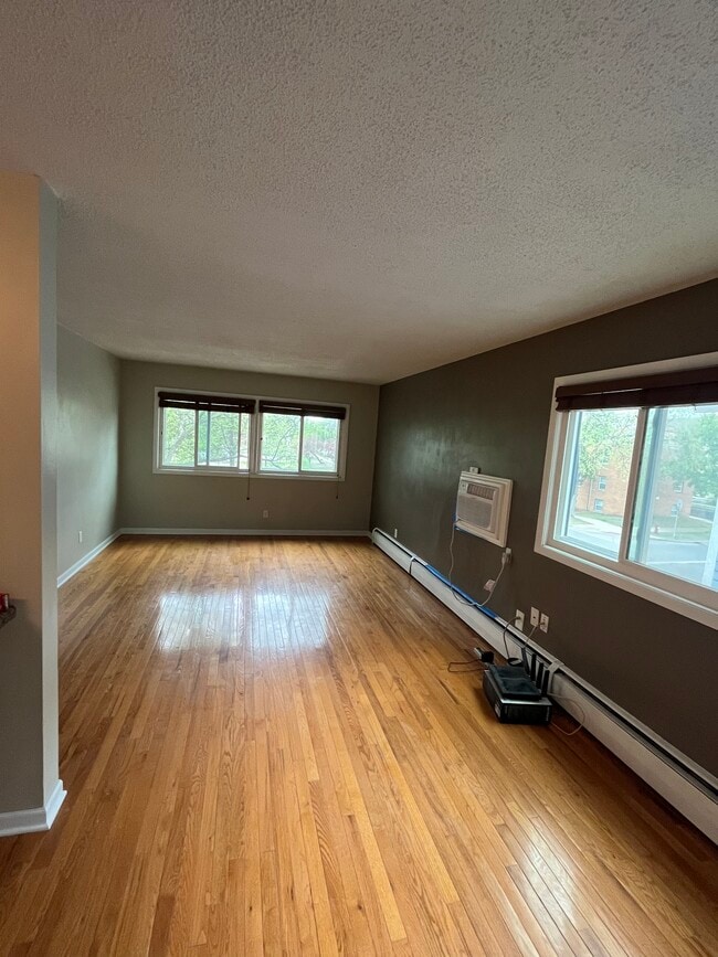 2507 Bryant Ave S Unit 201, Minneapolis, MN 55405 Condo for Rent in