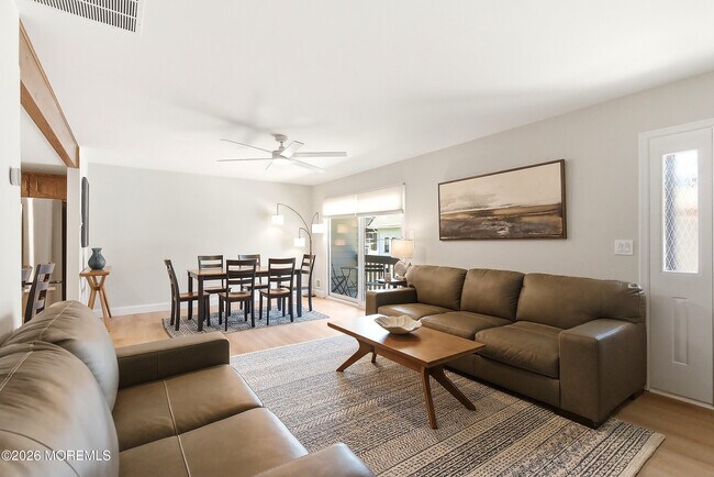 Foto del edificio - 525 SW Central Ave