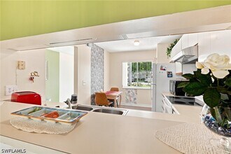 Building Photo - 3062 Sandpiper Bay Cir