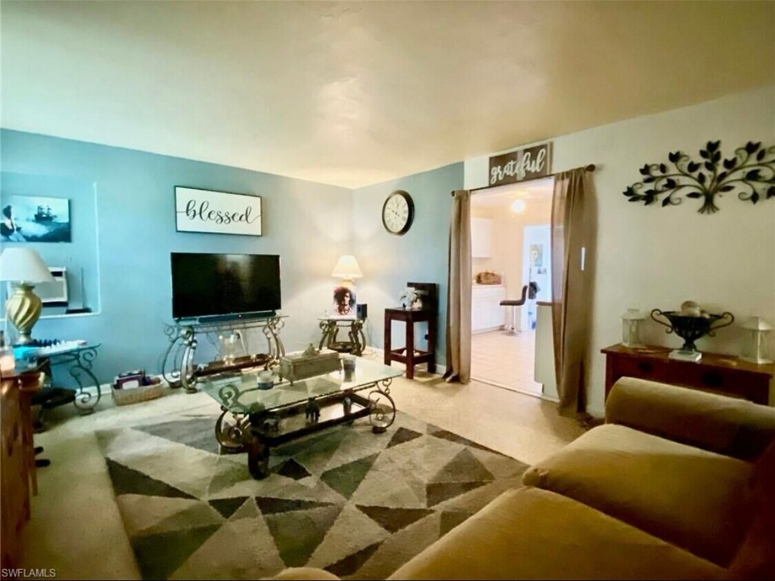 Foto principal - 2217 Jackson St