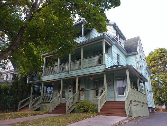 Foto del edificio - 430 Westcott St