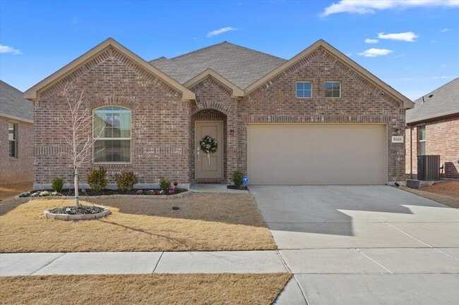 Building Photo - 5028 Waterway Dr