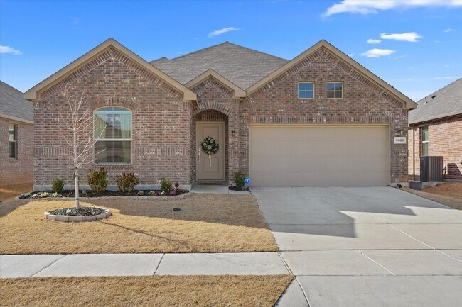 Foto del edificio - 5028 Waterway Dr