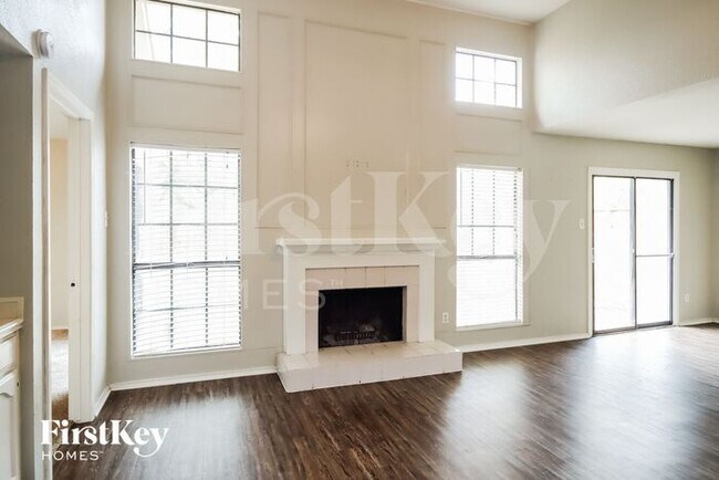 Foto del edificio - 2319 Wild Olive Ct