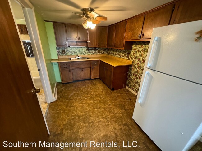 Building Photo - 3 br, 1 bath House - 4703 Fake Rd