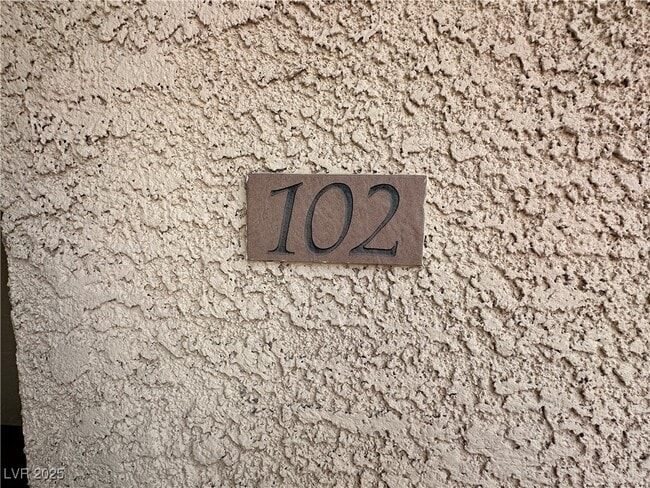 Building Photo - 3604 Monarcas St