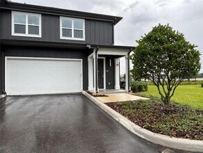 Building Photo - 1320 Caprice Dr