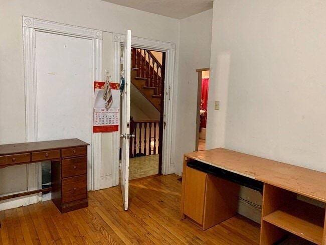 Building Photo - 236 Cypress St