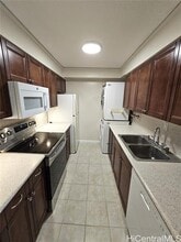 Building Photo - 2029 Nuuanu Ave