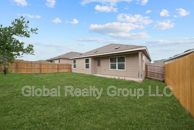 Foto del edificio - 4339 Meadowland Pl