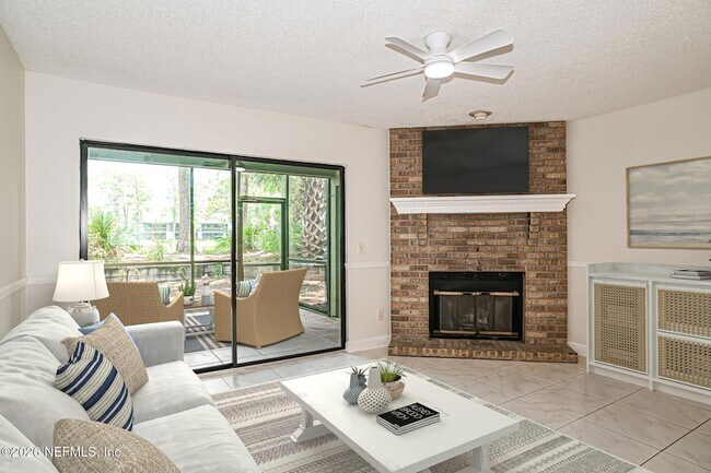Foto del edificio - 159 Cranes Lake Dr