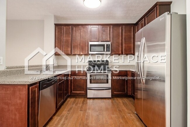 Foto del edificio - 4157 Park Chase Dr