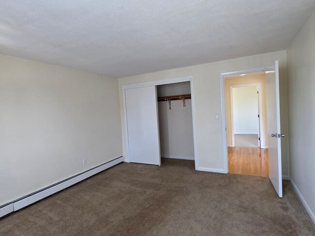 Building Photo - No Brokers Fee, Heat, Hot Water Included, New Floors, As Unit in the Livingroom, Laundry is on a ...