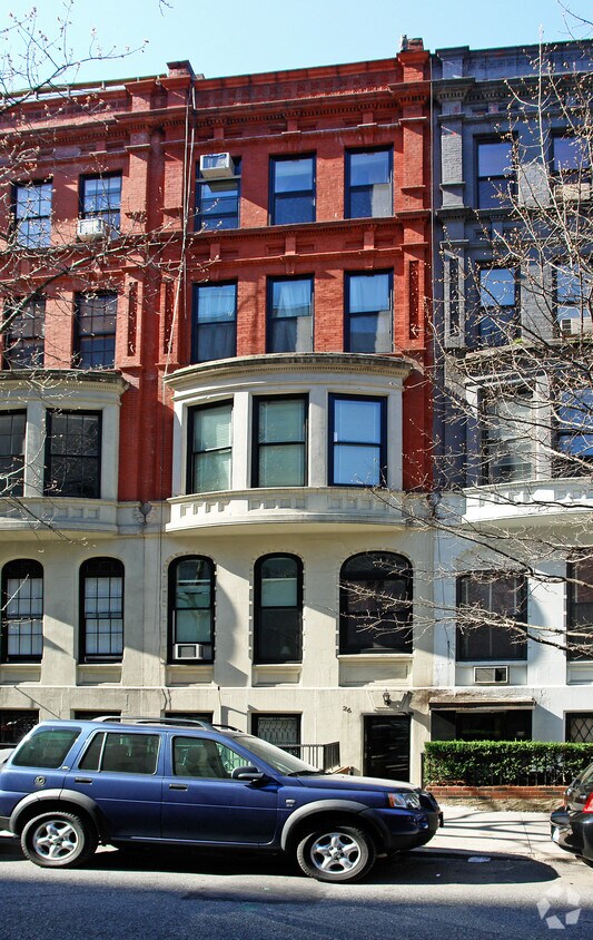 Building Photo - 26 W 83rd St