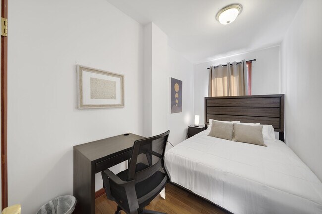 Foto del edificio - 871 Harrison Ave