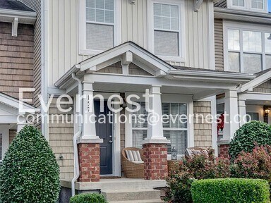 Foto del edificio - Special Offer: Sign an 8-10 month lease term and take advantage of a $500 move-in discount!/2-Bed...