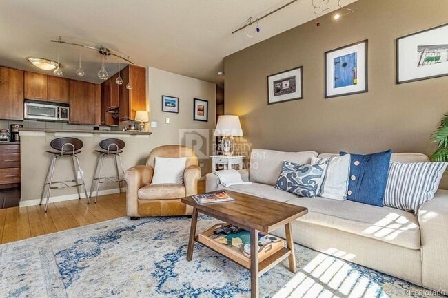 Building Photo - 1231 N Downing St