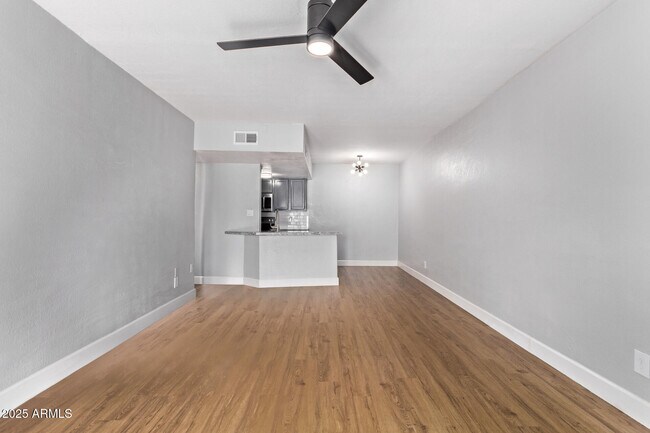 Foto del edificio - 3416 N 44th St