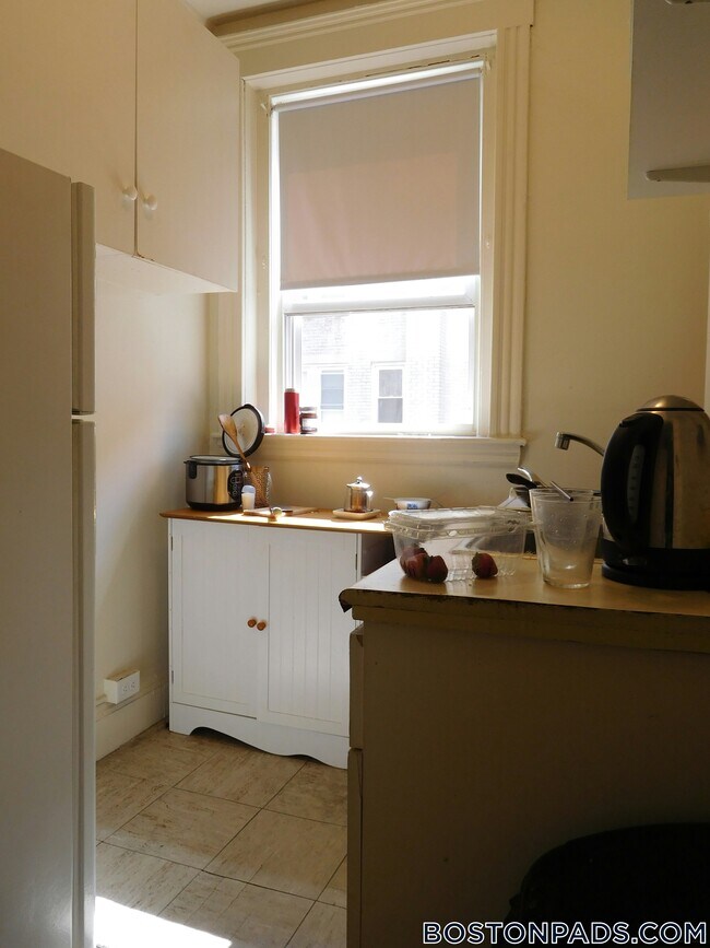 Building Photo - 1175 Boylston St