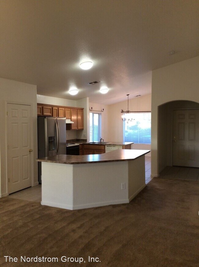 Building Photo - 3 br, 2 bath House - 9675 E Belasco Loop