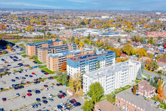 Aerial Photo - 49 McMurchy Avenue North