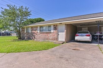 Building Photo - 610 County Rd 157
