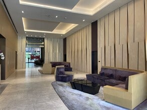 Building Photo - 889 Francisco St