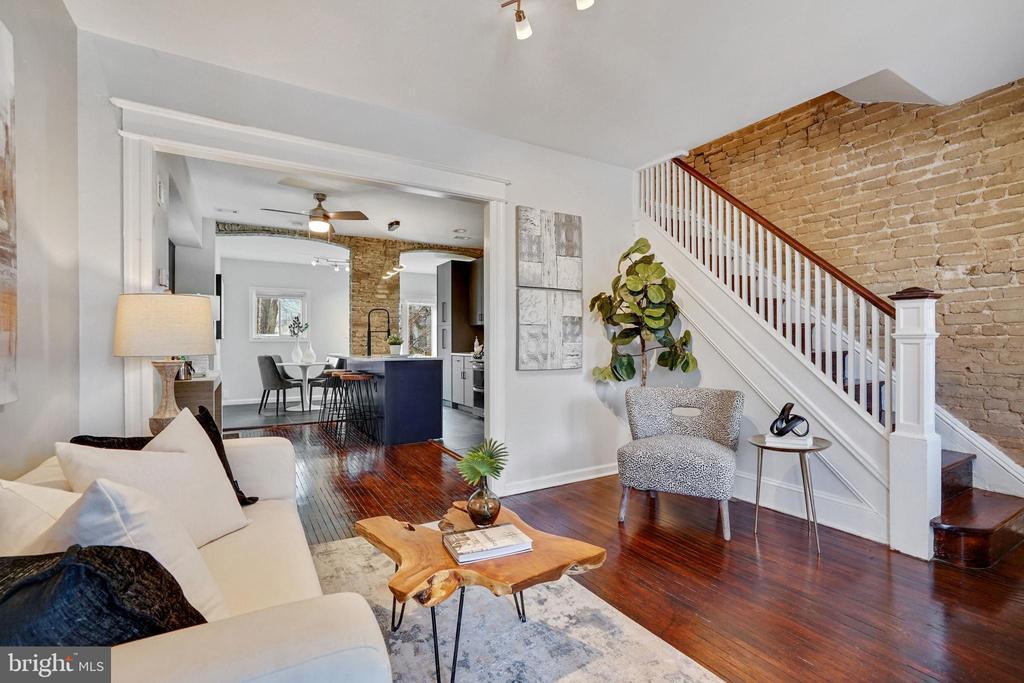 Primary Photo - 5232 5th St NW