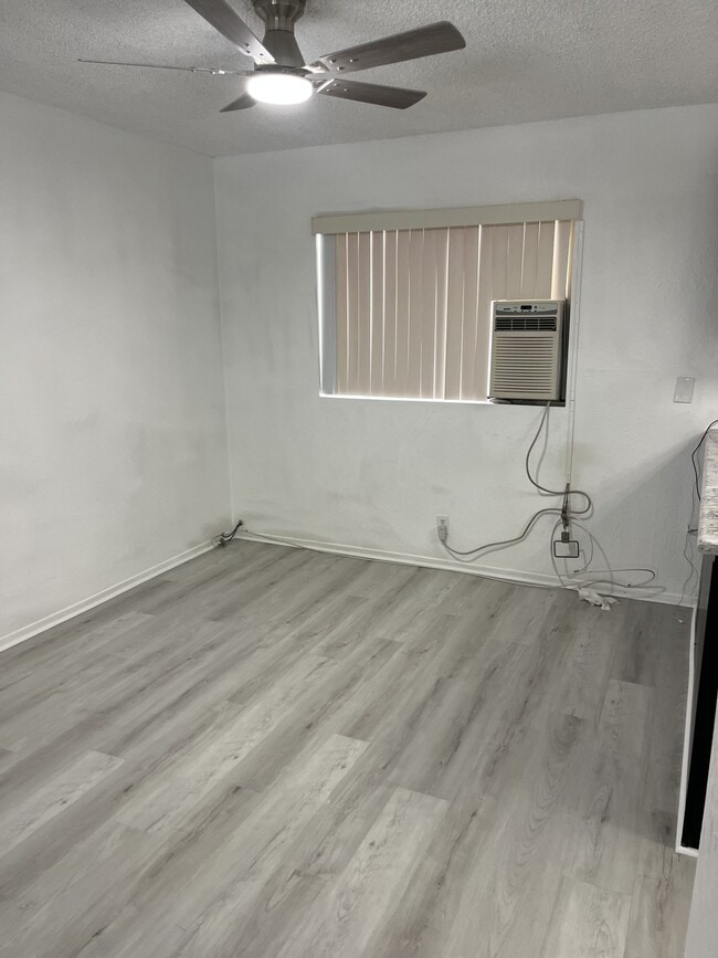 dining room - 2125 Ohio Ave