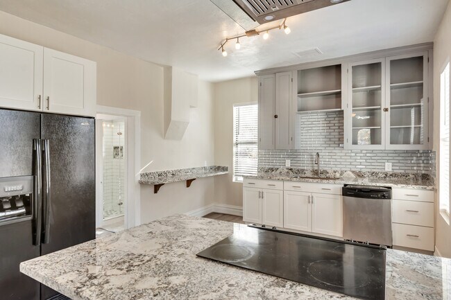 Foto del edificio - 1884 E 4500 S