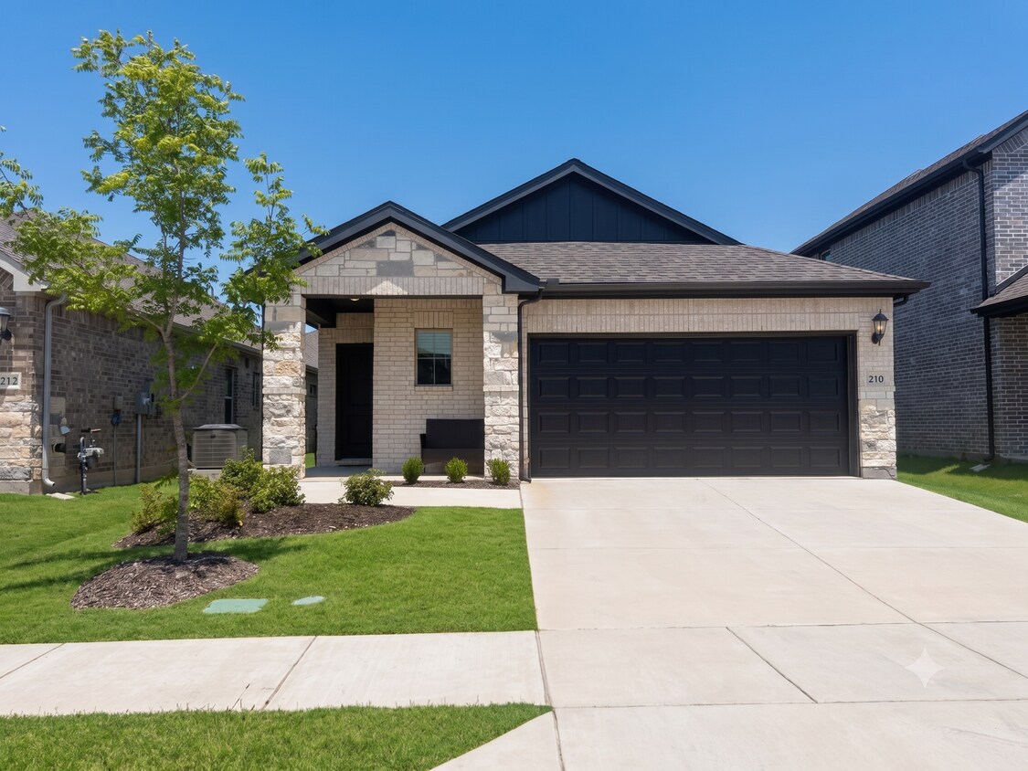 Foto del edificio - Newer 3 Bedroom Home for Rent in McKinney – Southridge Community