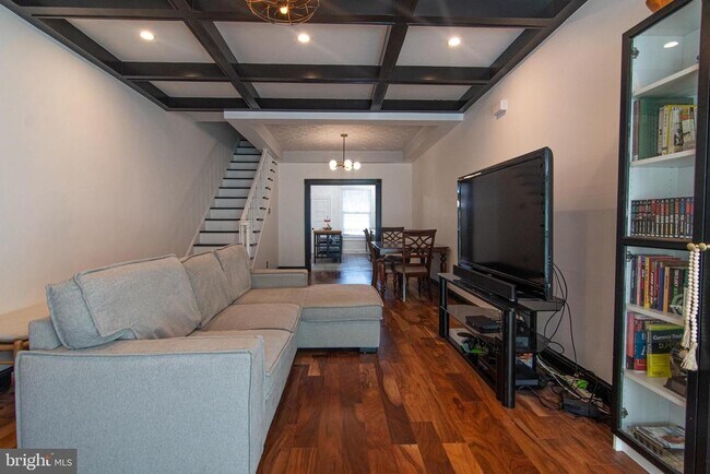 Foto del edificio - 128 S Ellwood Ave