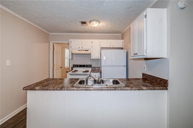 Building Photo - 341 W Griffin St