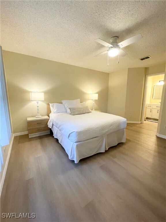 Foto del edificio - 645 Squire Ct