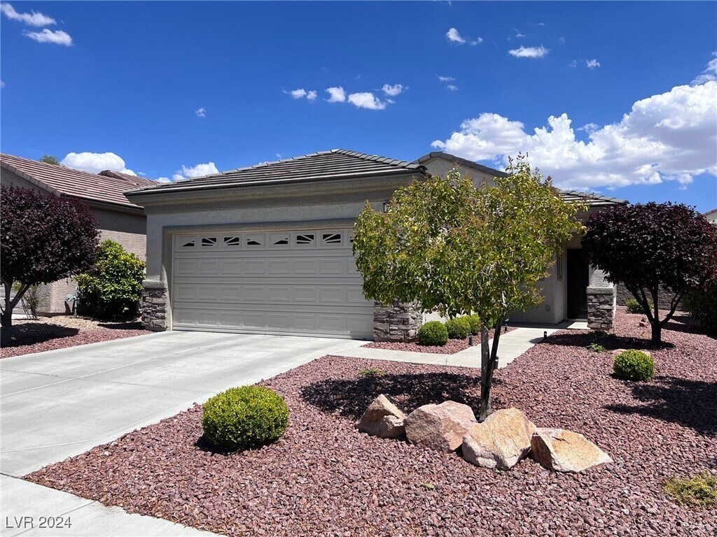 2523 Evening Twilight Ave, Henderson, NV 89044 House Rental in