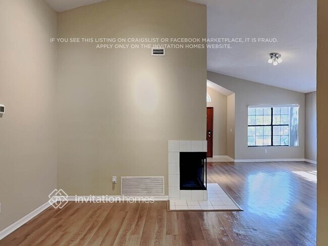 Foto del edificio - 1453 Hyde Park Dr