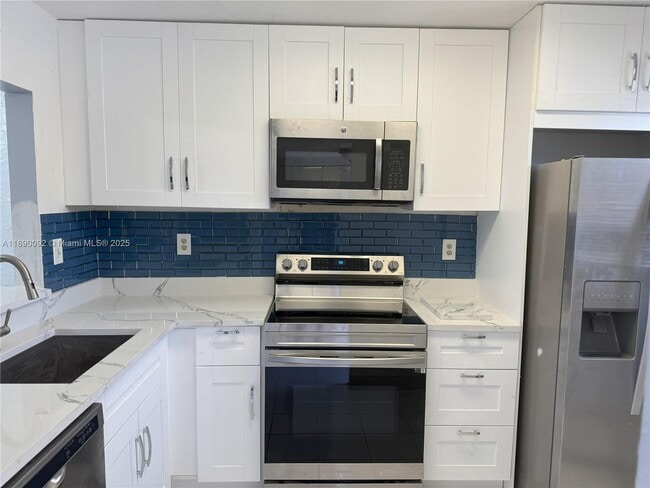 Foto del edificio - 9539 Boca Cove Cir