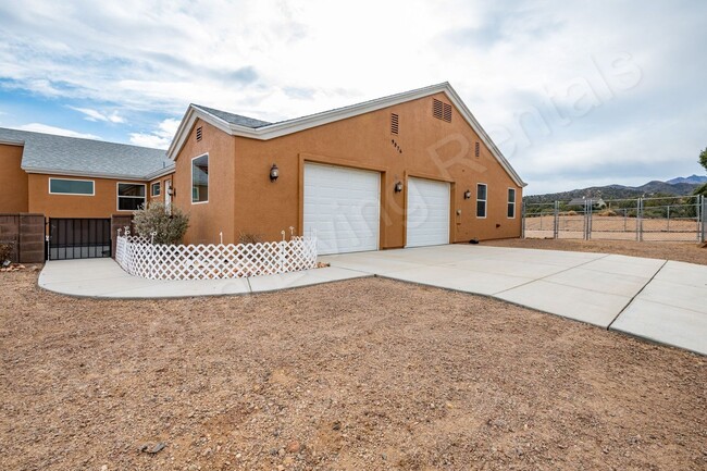 Building Photo - BREATHTAKING VIEWS FROM THE MOUNTAINTOP