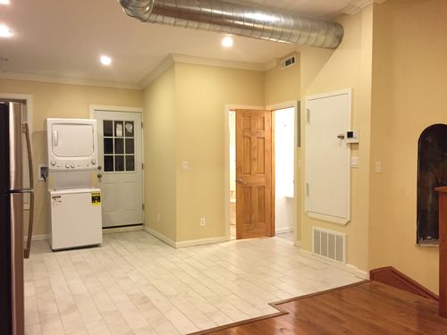 Foto del edificio - 63 Division Ave