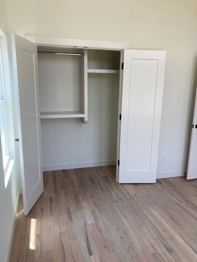 Foto del edificio - Amazing New Construction in North Nashville!